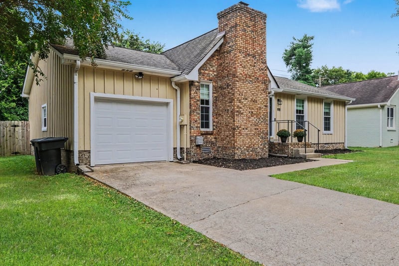 1918 Redbud Ct, Franklin, TN 37064