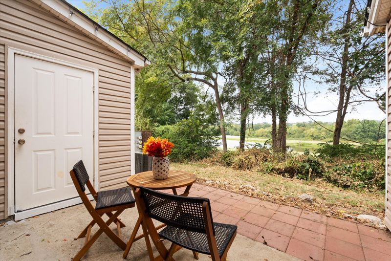 450 Flintlock Ct, Nashville, TN 37217