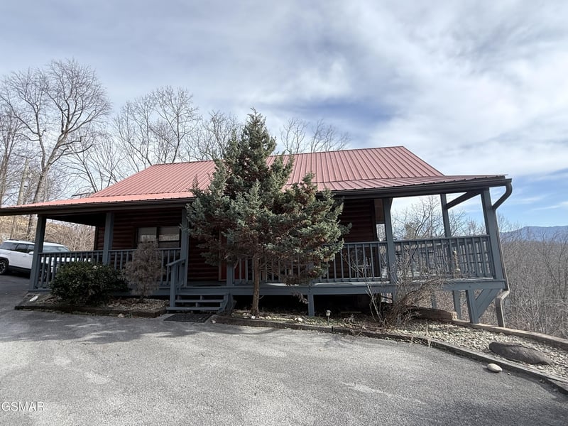 3767 Old Mountain Raod Rd, Sevierville, TN 37876