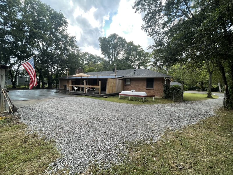 456 Ewing Ln, Nashville, TN 37207