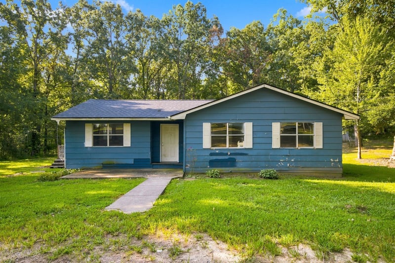 1468 Manley Loop, Dickson, TN 37055
