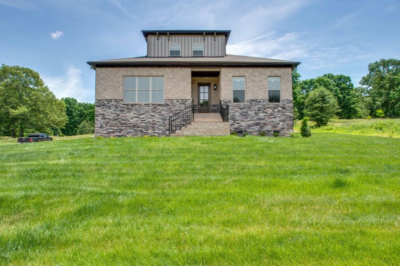 978 Hunters Ln, Springfield, TN 37172