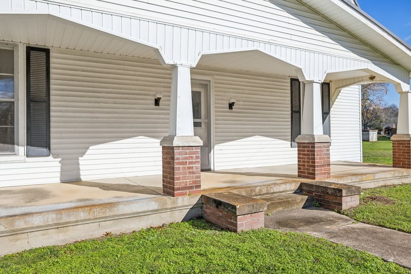 4103 Hampshire Pike, Hampshire, TN 38461