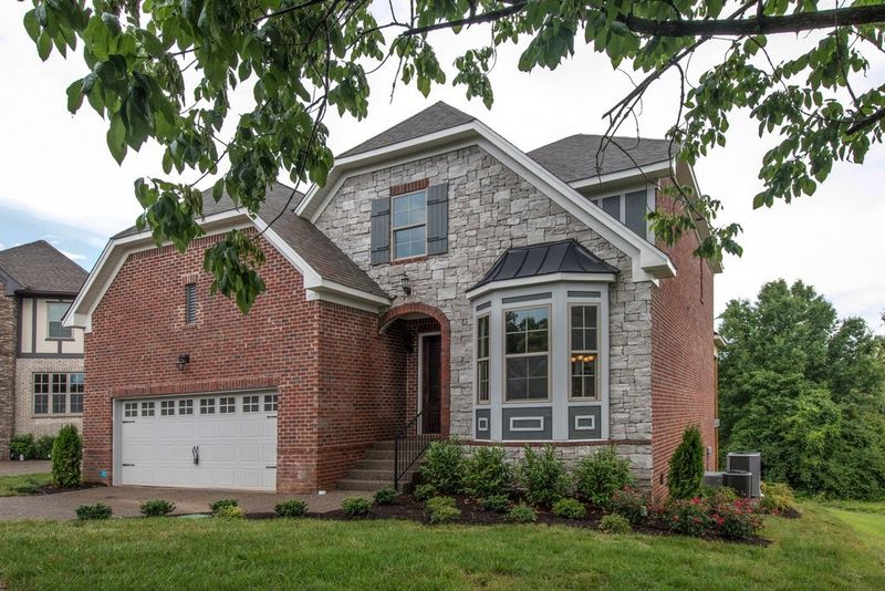 961 Hunters Ln, Springfield, TN 37172