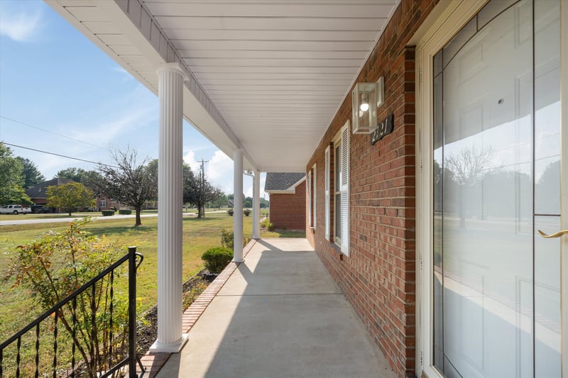 2121 Red Mile Rd, Murfreesboro, TN 37127