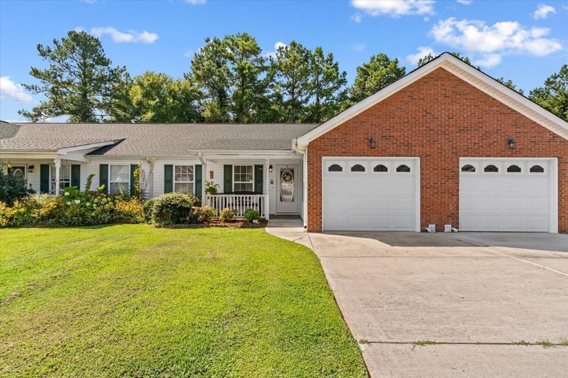 72 Limestone Dr, Rossville, GA 30741