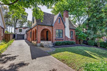 2803 Woodlawn Dr, Nashville, TN 37215