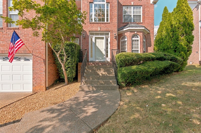 105 Lighthouse Cir, Hendersonville, TN 37075