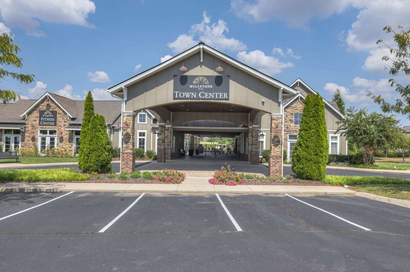 957 Innsbrooke Ave, Hendersonville, TN 37075