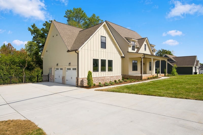 10 Evergreen Trl, Burns, TN 37029