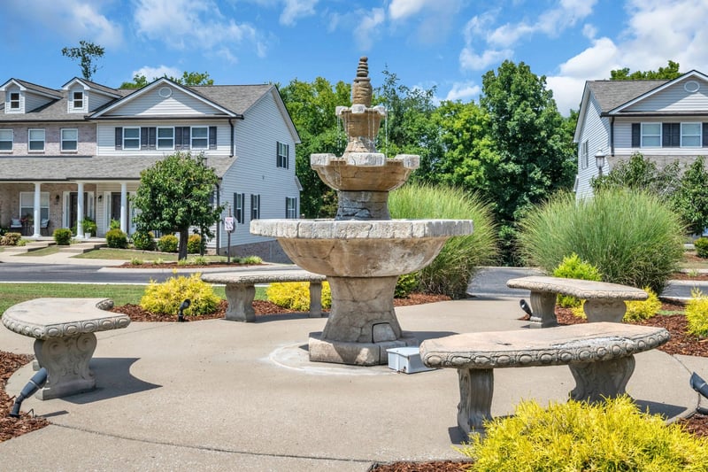 171 Avalon Dr #E-23, Kingston Springs, TN 37082