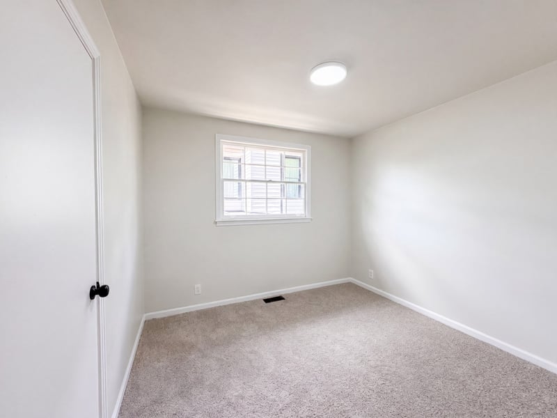 1004 Glenview Dr, Nashville, TN 37206