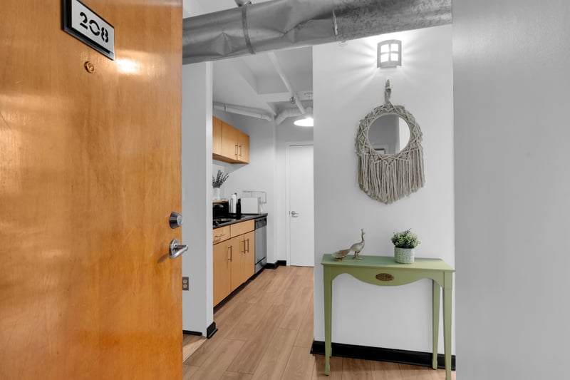 700 Church St #208, Nashville, TN 37203