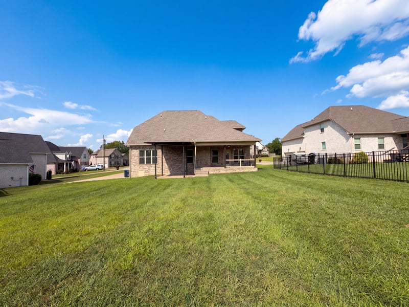 1307 Christina Ct, Lebanon, TN 37087