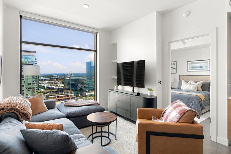 1212 Demonbreun St #1811, Nashville, TN 37203