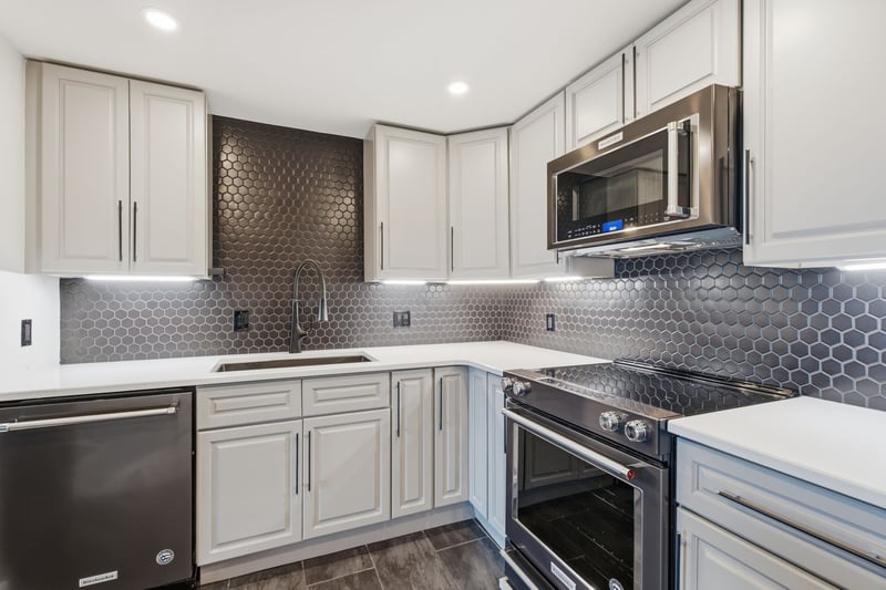 6666 Brookmont Ter #1102, Nashville, TN 37205