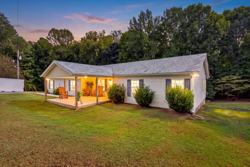 1251 Porter Morris Rd, Chapmansboro, TN 37035