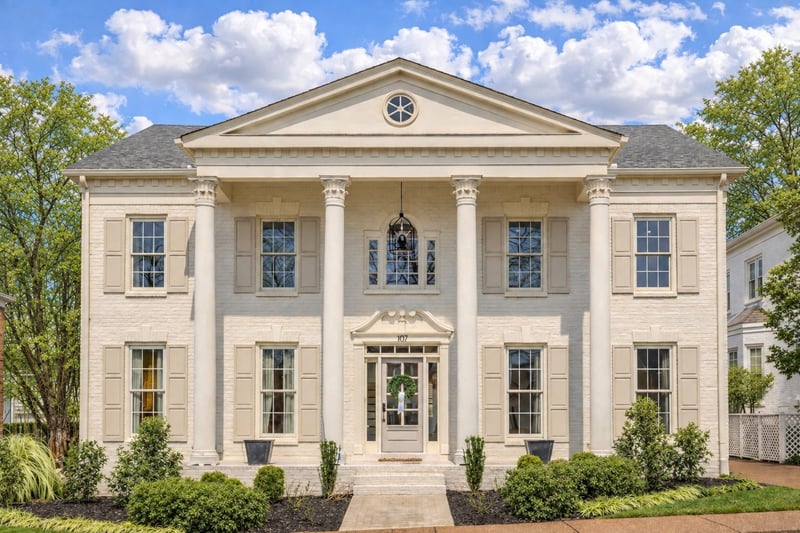107 Chatsworth Dr, Nashville, TN 37215