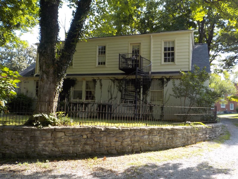 216 N Hume Ave, Gallatin, TN 37066