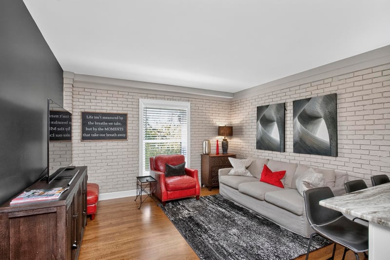 11 Music Sq E #201, Nashville, TN 37203