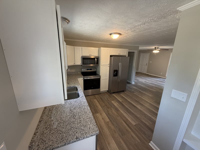 2118 Lambert Dr, Westmoreland, TN 37186
