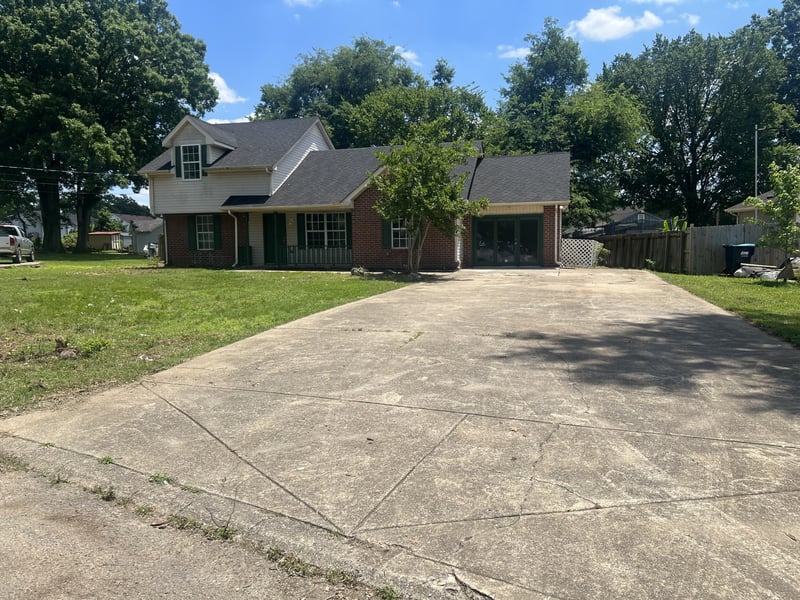 902 Regalwood Ct, Smyrna, TN 37167
