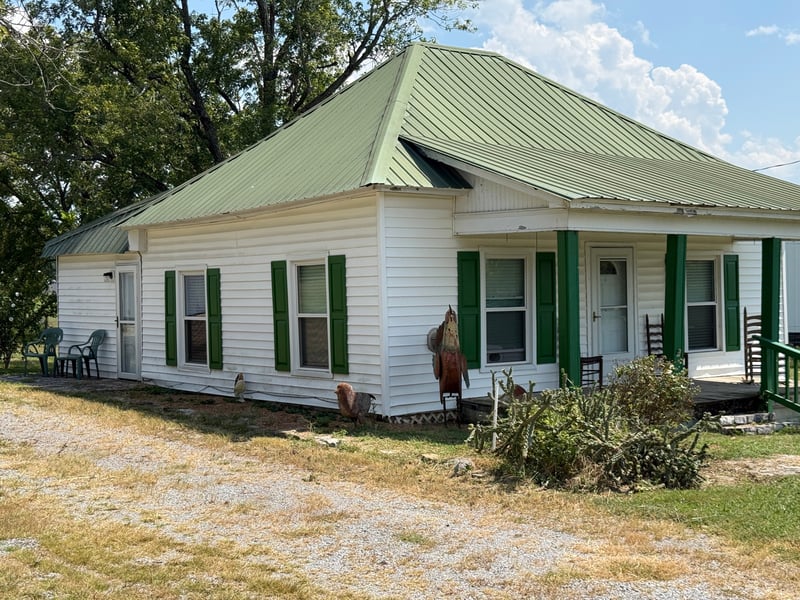 7140 N Milton Rd N, Milton, TN 37118
