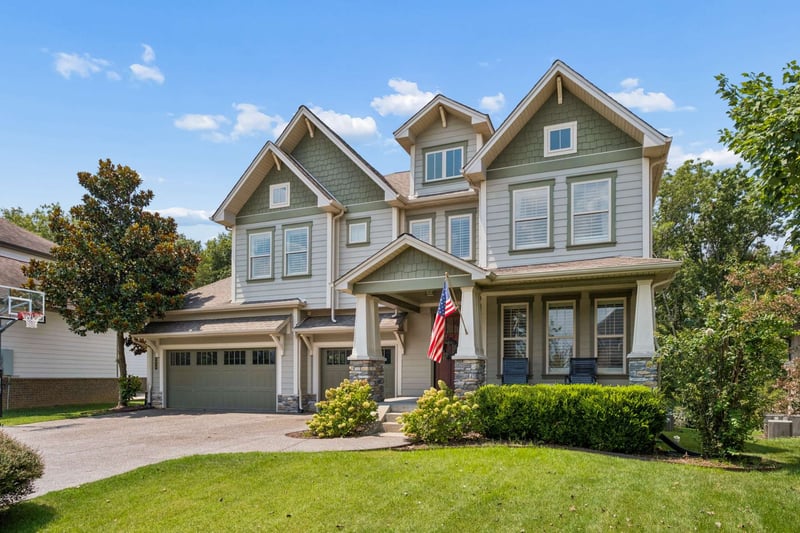 8016 Warren Dr, Nolensville, TN 37135