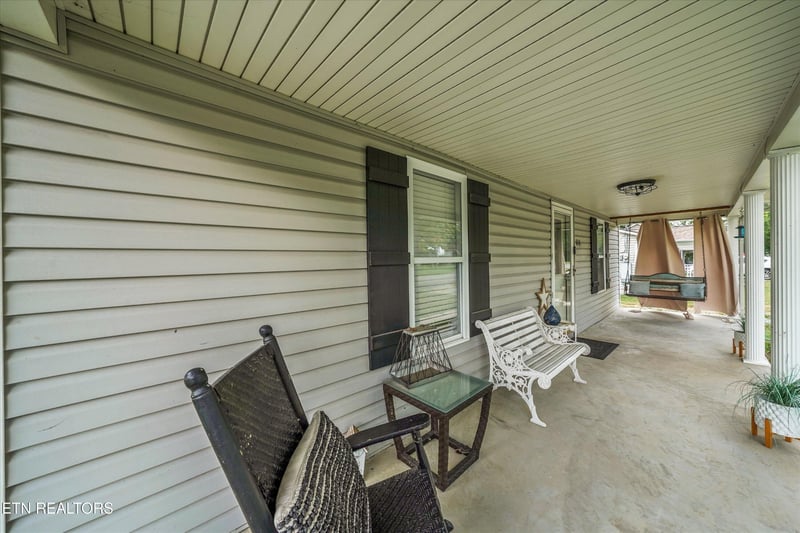 616 Mitchell Dr, Knoxville, TN 37912
