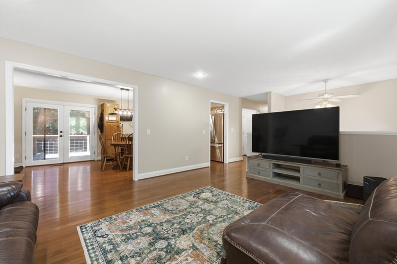 97 Edgewood Cir, Fort Oglethorpe, GA 30742
