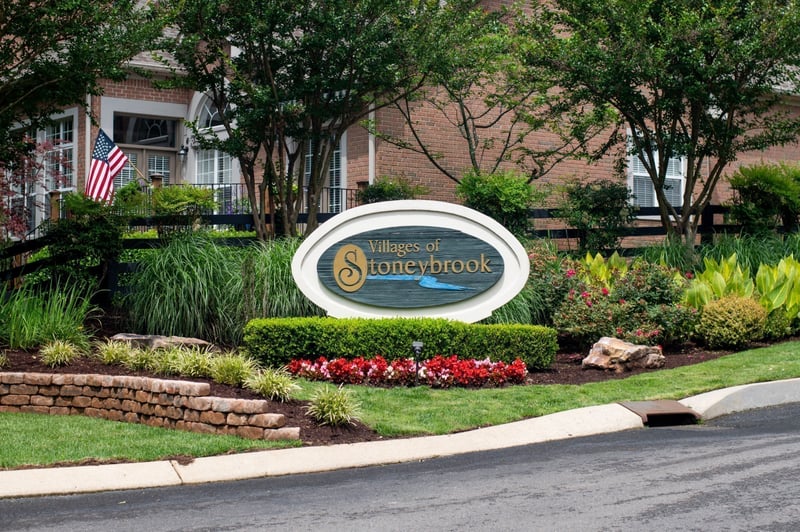 2068 Blackstone Dr, Hendersonville, TN 37075