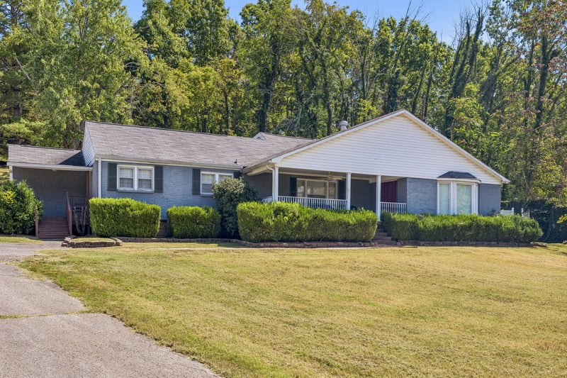 1332 S Dickerson Rd, Goodlettsville, TN 37072