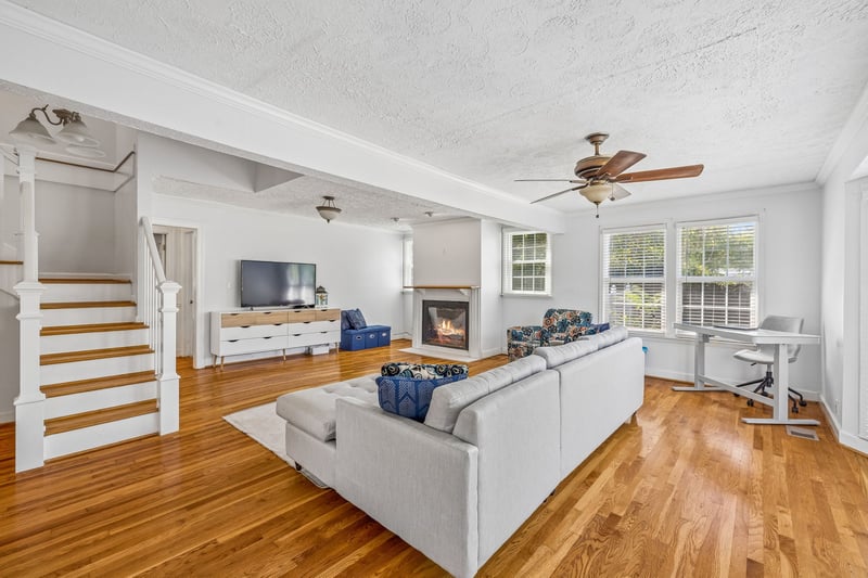 1332 S Dickerson Rd, Goodlettsville, TN 37072