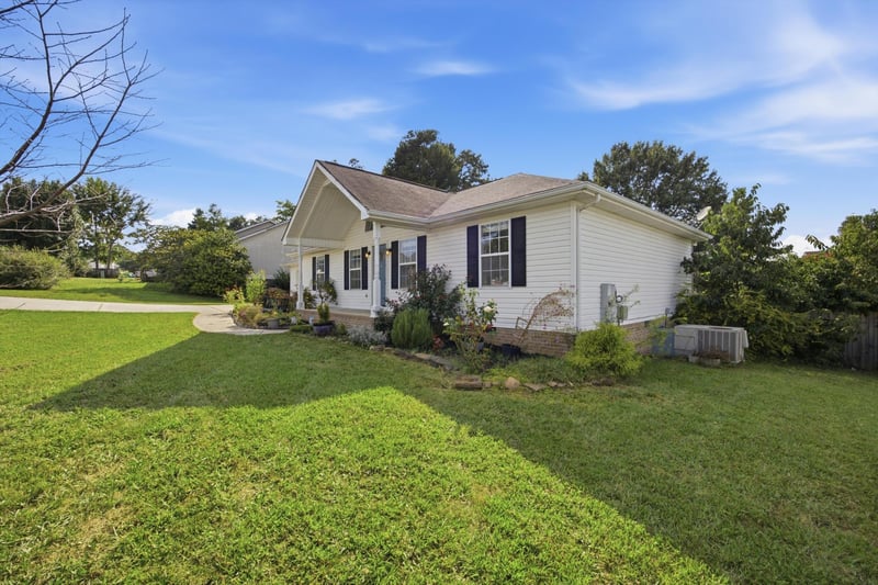 50 Chestnut Ridge Rd, Ringgold, GA 30736