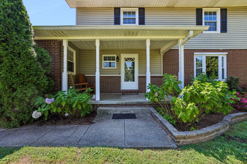 2546 Summit Ct, Murfreesboro, TN 37130