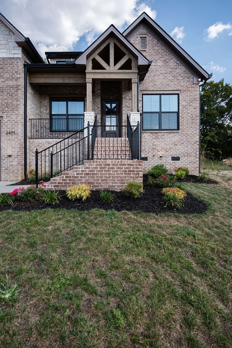 1401 Mills Cv, Mount Juliet, TN 37122