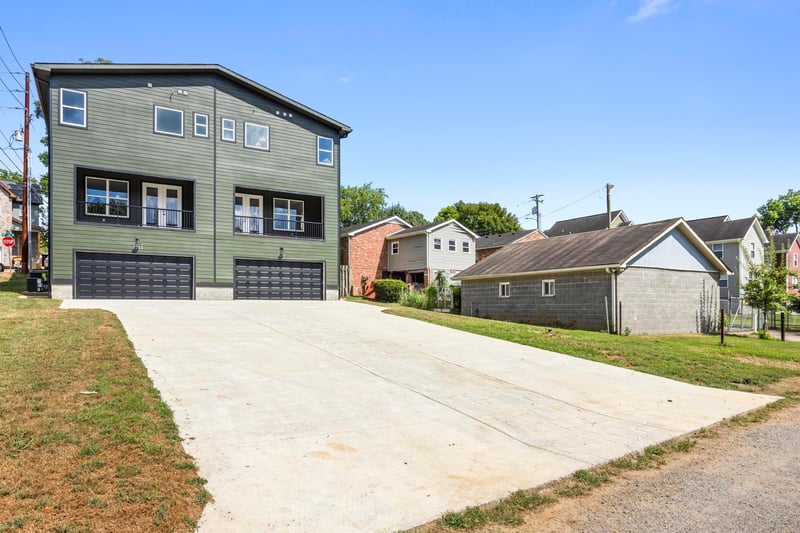 2211 18th Ave N, Nashville, TN 37208