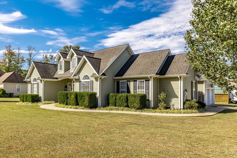 486 Jim Courtney Rd, Portland, TN 37148