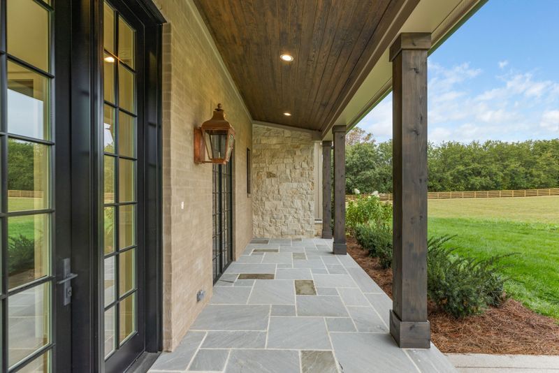 4745 Harpeth Peytonsville Rd, Thompsons Station, TN 37179