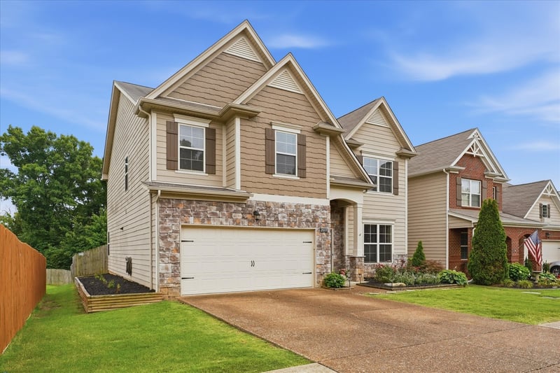 2013 Austin Dr, Spring Hill, TN 37174