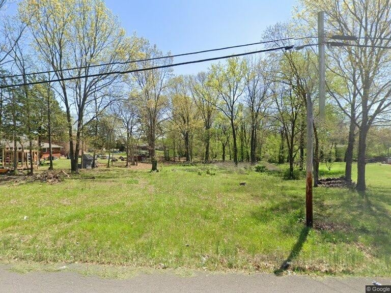 130 Greenfield Dr, La Vergne, TN 37086