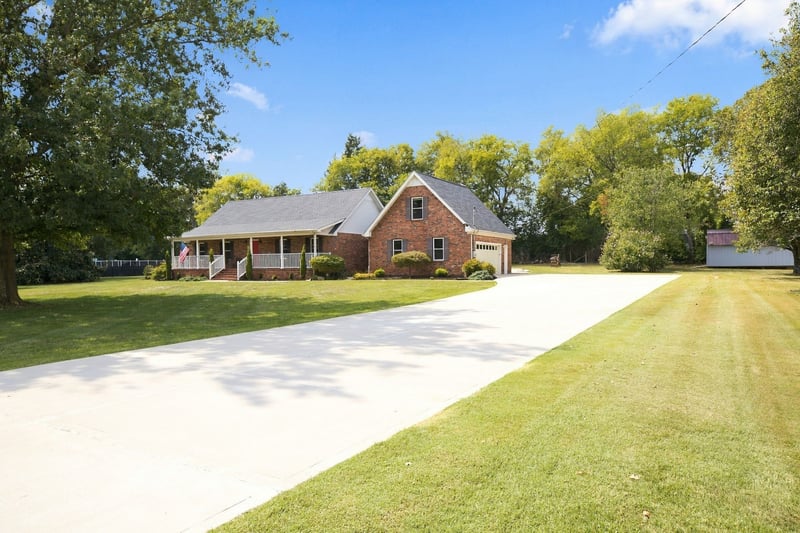 9011 Dandelion Dr, Murfreesboro, TN 37129