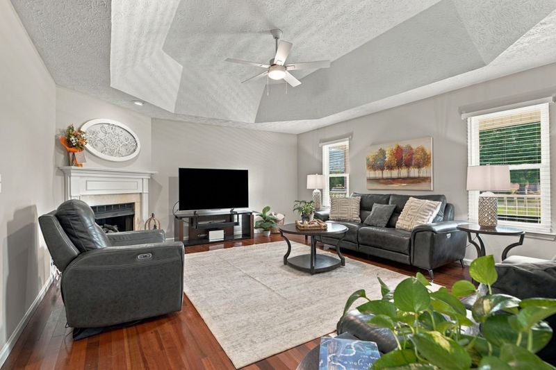9011 Dandelion Dr, Murfreesboro, TN 37129