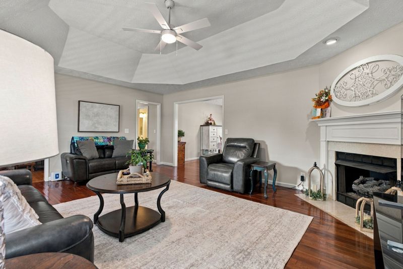 9011 Dandelion Dr, Murfreesboro, TN 37129