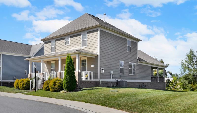 100 Majestic Ln, Pleasant View, TN 37146