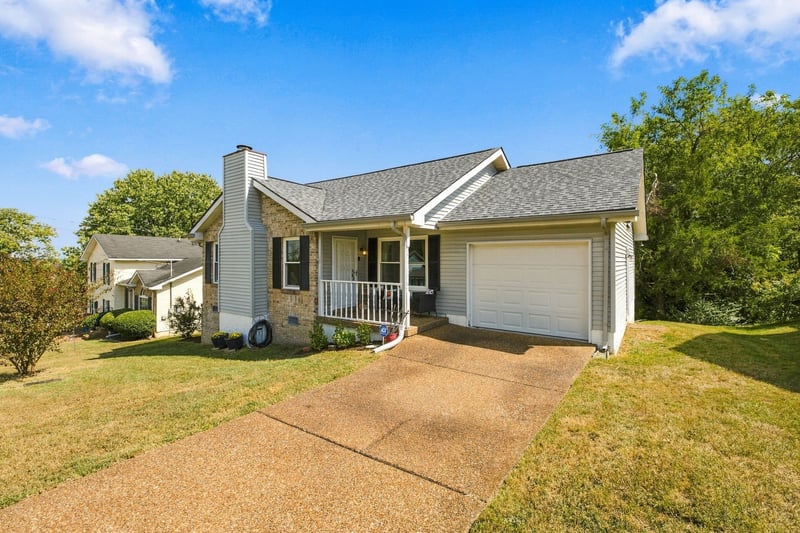 223 Ash Grove Dr, Nashville, TN 37211