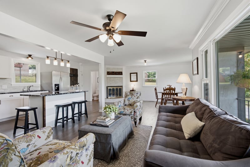 3337 Falls Creek Dr, Nashville, TN 37214