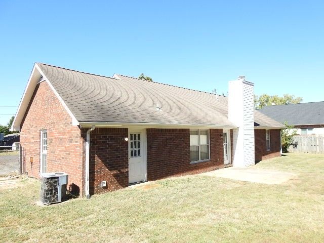 301 Short Ct, Smyrna, TN 37167
