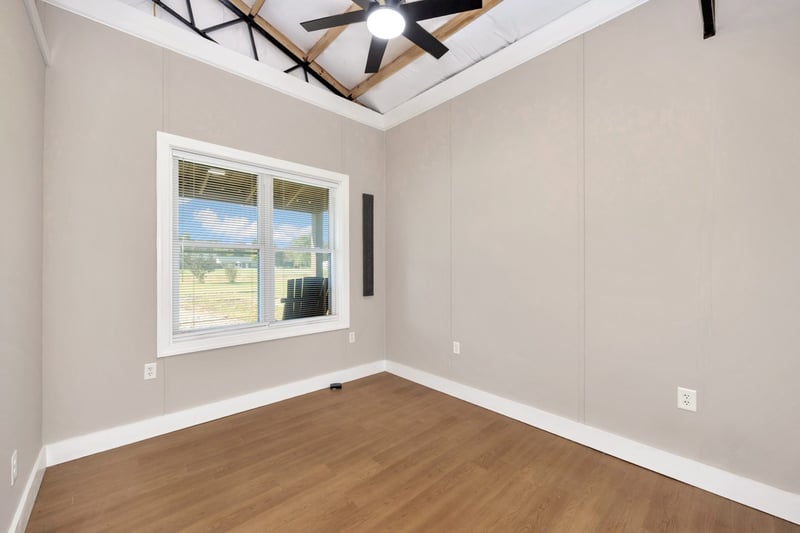 27423 Thach Rd, Athens, AL 35613