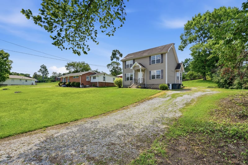 263 Rockland Rd, Hendersonville, TN 37075